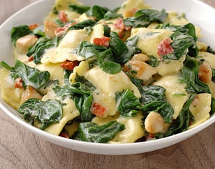 Ravioli met kip en Iglo bladspinazie met mozzarella