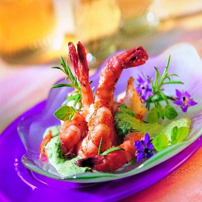 Garnalen in spinazie-kruidenkaas met rijst